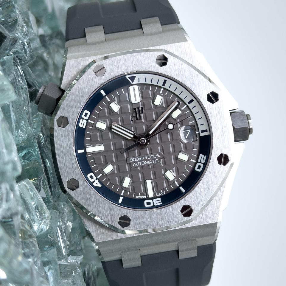Audemars Piguet Royal Oak Offshore Diver Grey Dial Complete Set