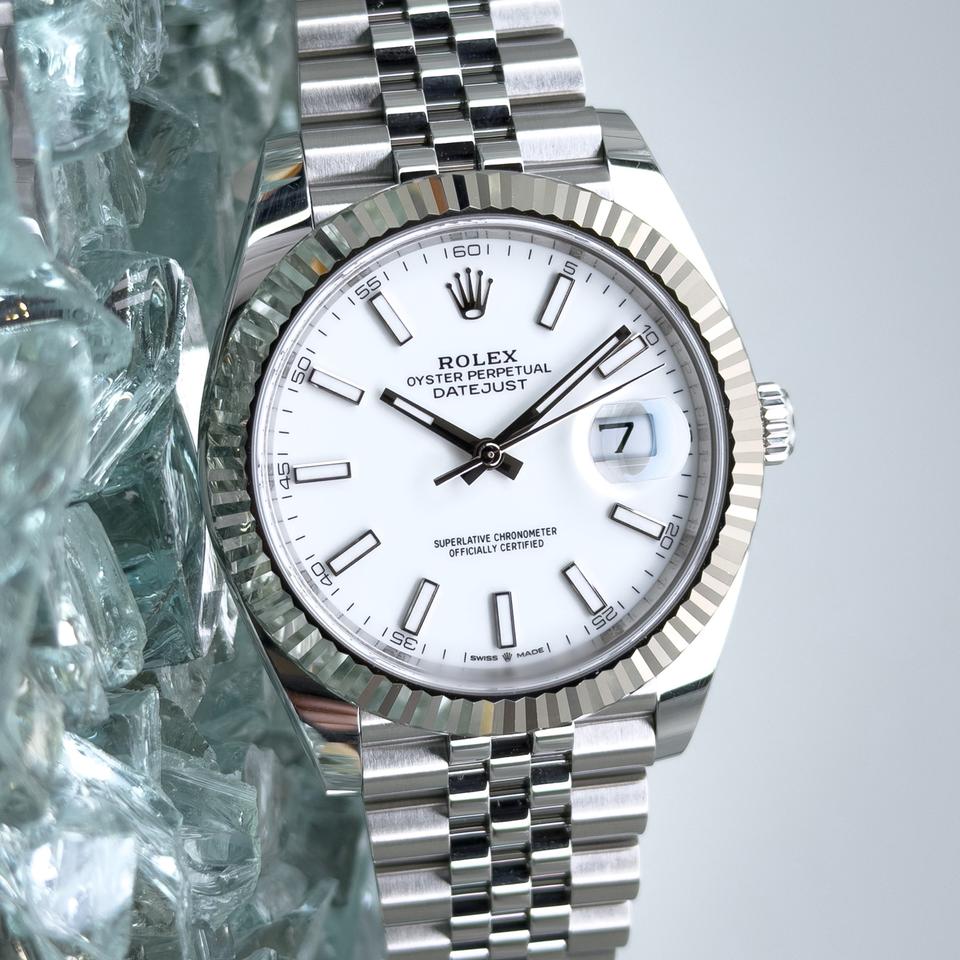 Rolex Datejust 41 2026 White Dial Jubilee Complete Set