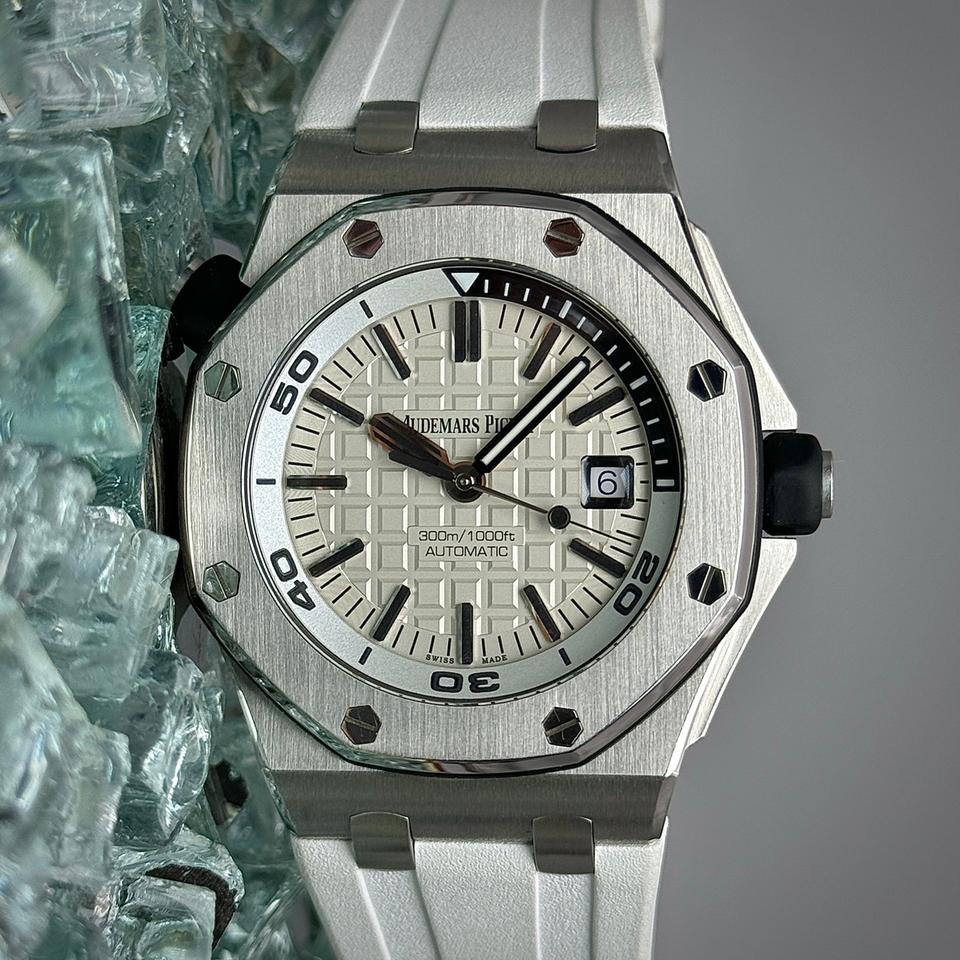 Audemars Piguet Royal Oak Offshore Diver Full Set 15710ST.OO.A002CA.02