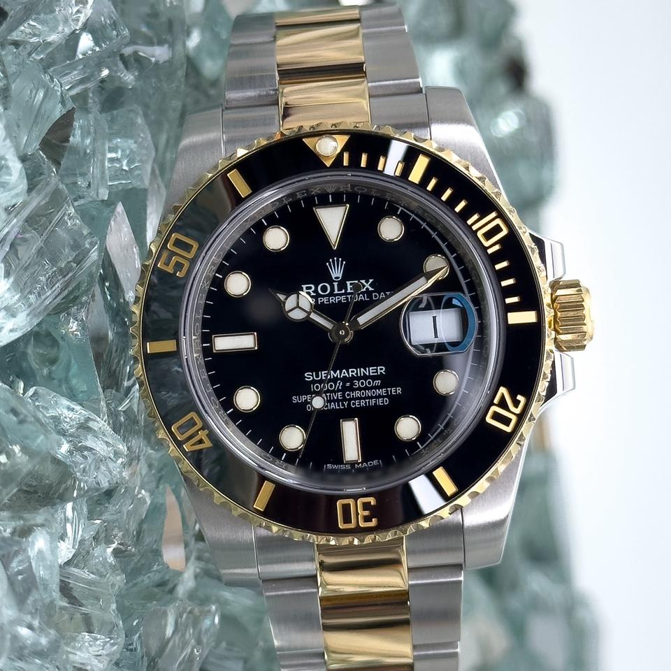 Rolex Submariner Date Black Dial Complete Set